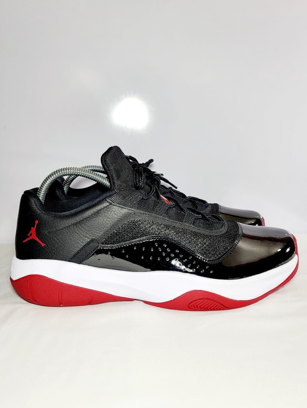 Air Jordan Men size 12 CMFT 11 Low sneakers.